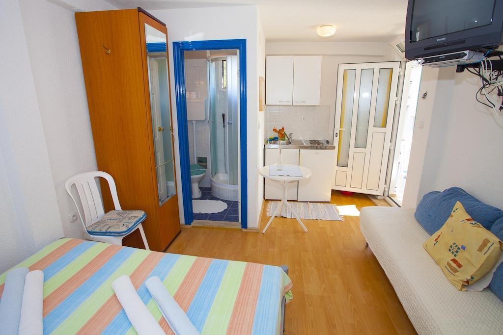 Apartments Villa Jarak 马卡尔斯卡 客房 照片