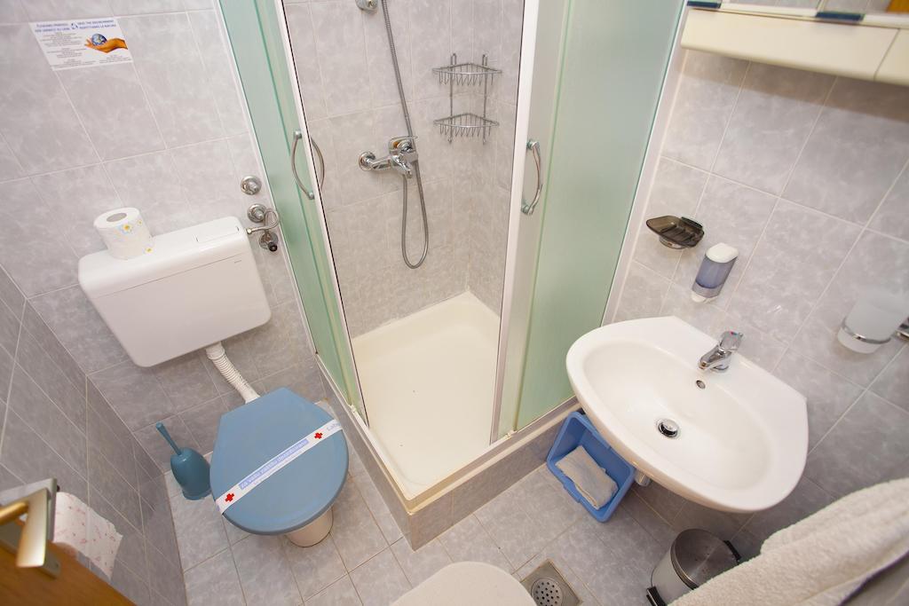 Apartments Villa Jarak 马卡尔斯卡 客房 照片